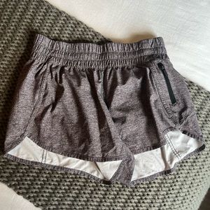 Lululemon Tracker Low-Rise Lined 4” Short